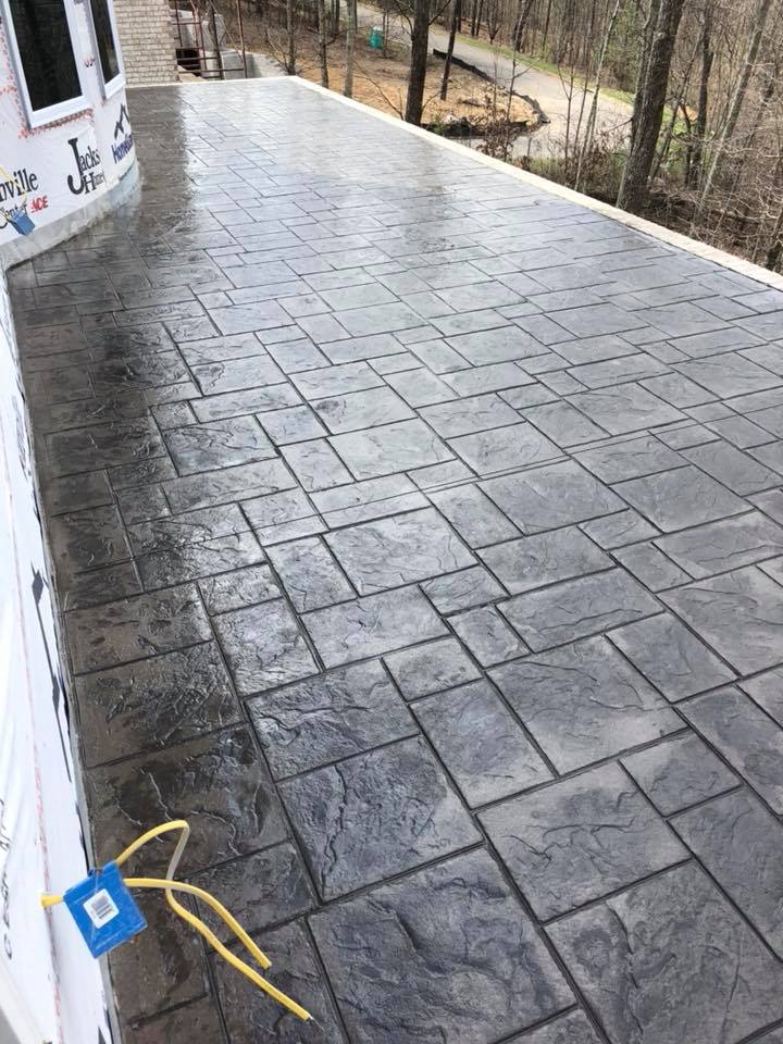 Réalisation LTI Construct 19 — béton imprimé à Compiègne